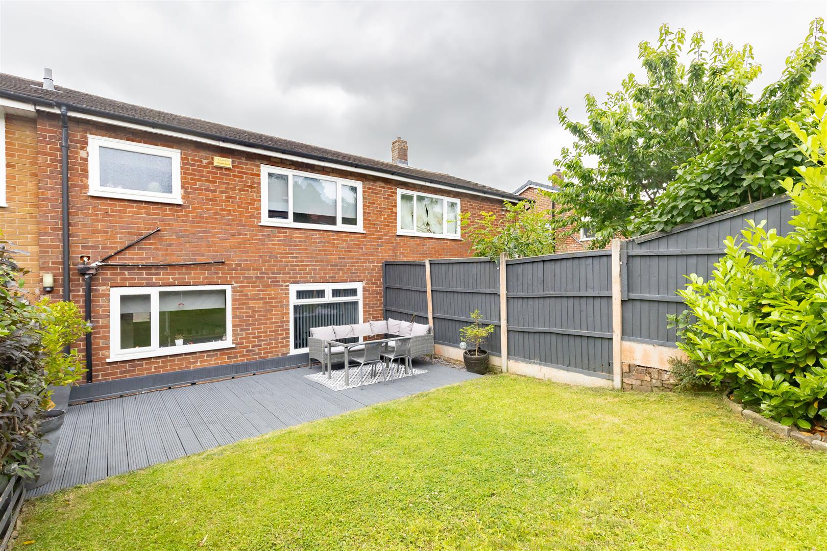 5 bed property in Carlton Avenue, Chorley